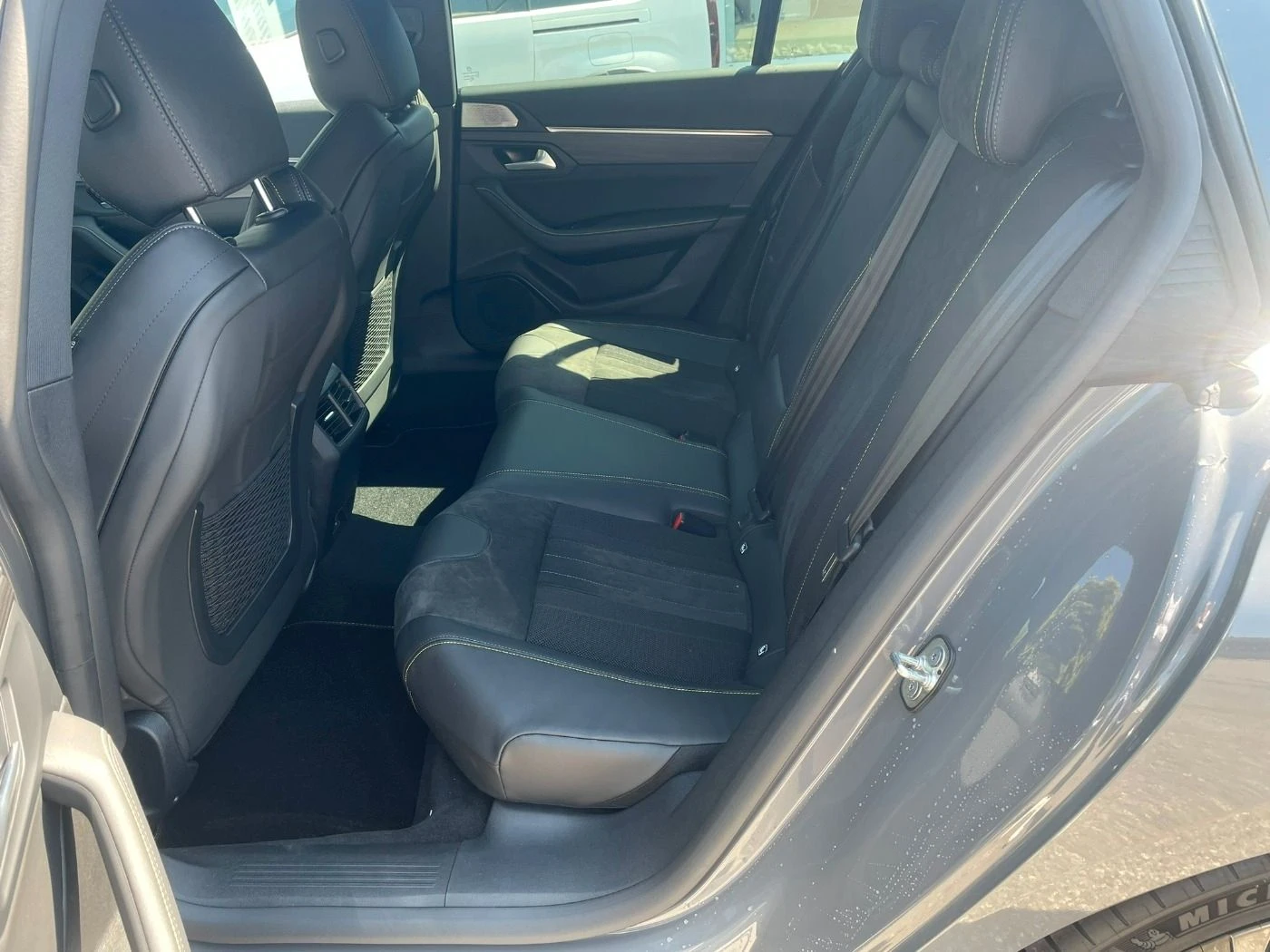 Peugeot 508 PHEV/360HP/PSE/360/NAVI/LED/AMBI/PANO/MASS/581v | Mobile.bg   14