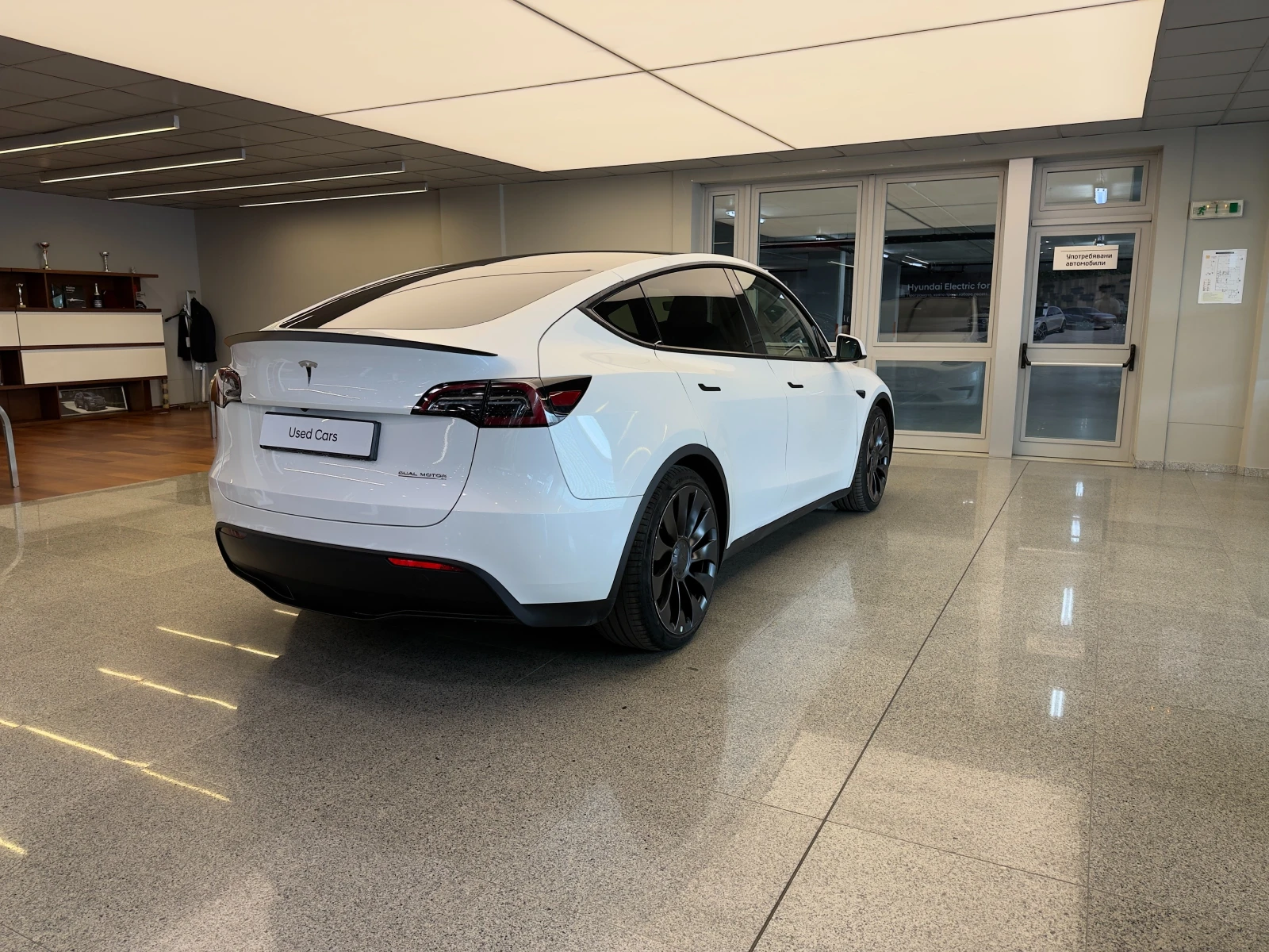 Tesla Model Y PERFONMANCE Dual Motor - изображение 4