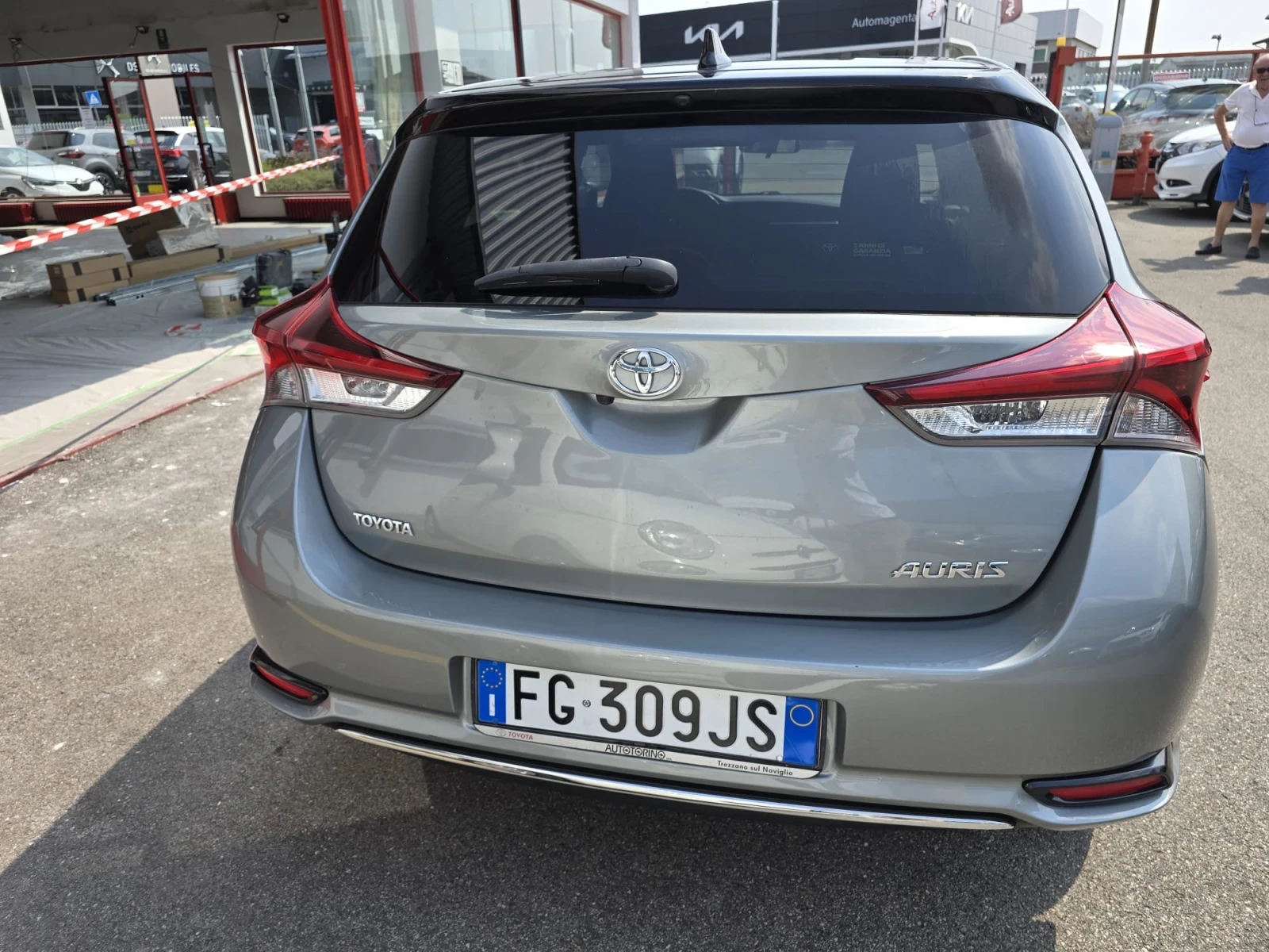 Toyota Auris 1.4 D4D ОЧАКВАН ВНОС - изображение 3