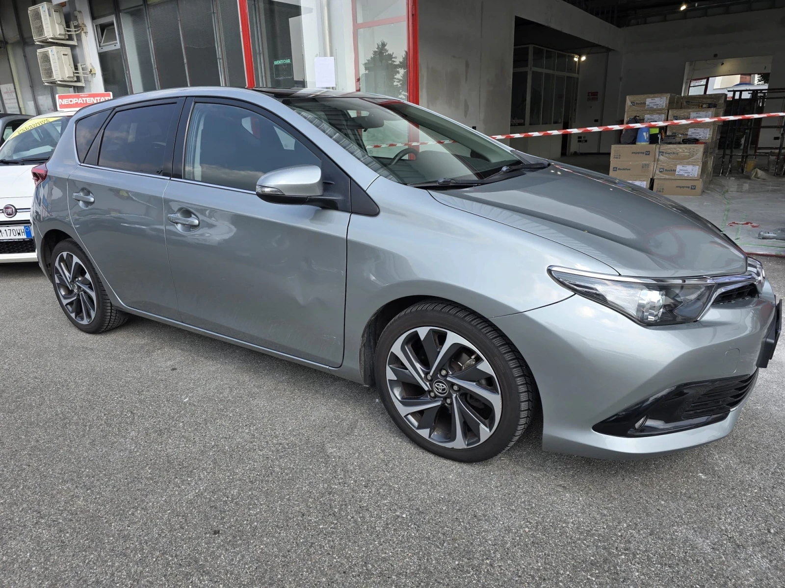Toyota Auris 1.4 D4D ОЧАКВАН ВНОС - изображение 4