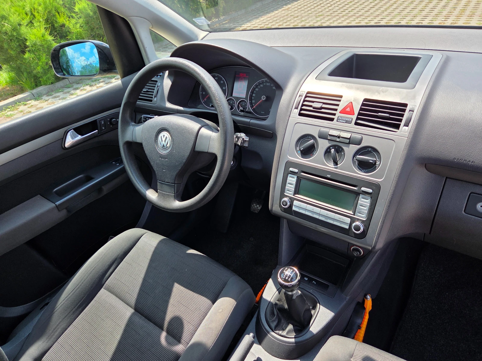 VW Touran 1.4i 16v 140ps - изображение 6