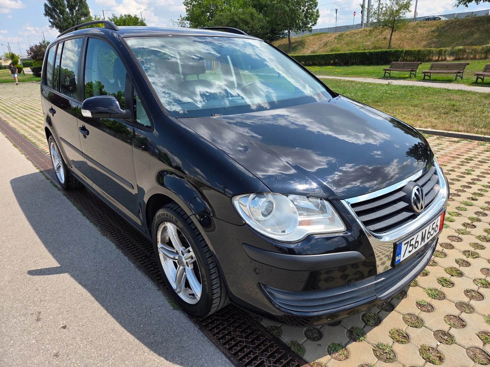 VW Touran 1.4i 16v 140ps - изображение 9
