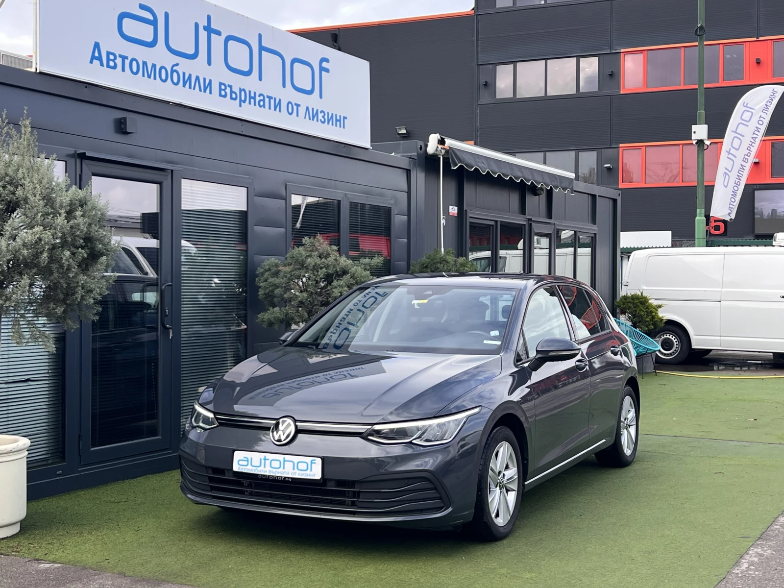 VW Golf Life/1.5e-TSI/150k.c./6MT/ | Mobile.bg   1