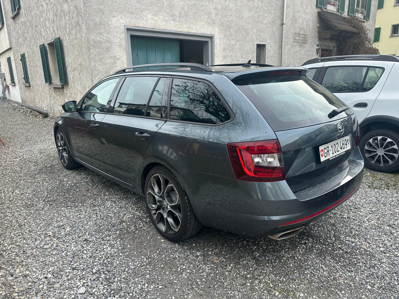 Skoda Octavia VRS-2.0tdi-4x4 - изображение 4