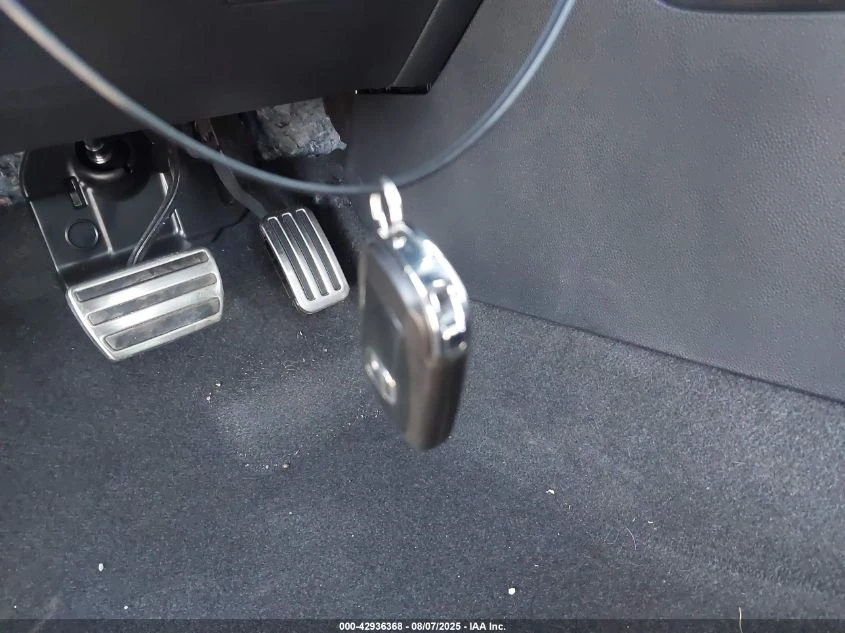 Honda Civic 2.0L I-4 DI, DOHC, VVT, 158HP Front Wheel Drive - изображение 3