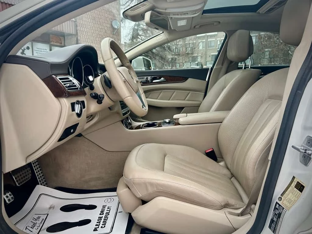 Mercedes-Benz CLS * 550 4Matic | AMG & PREMIUM PKG | CERTIFIED | New - изображение 9