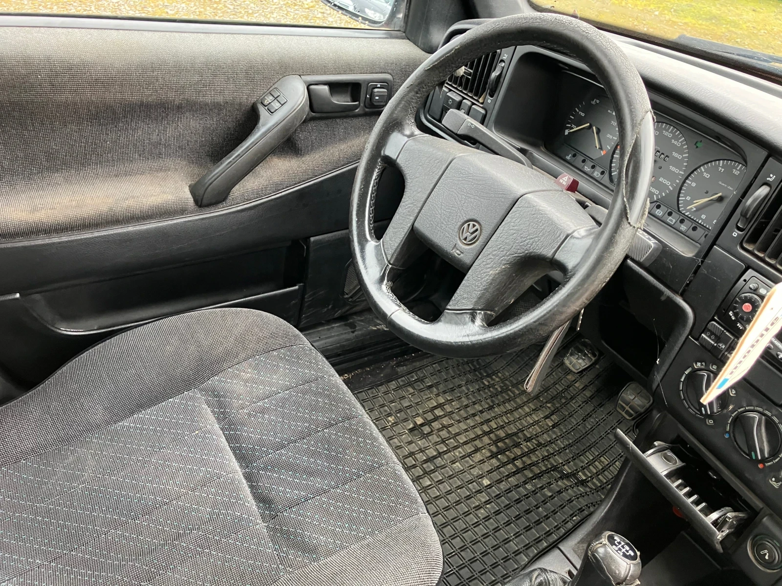 VW Passat 1.9 TD - изображение 8