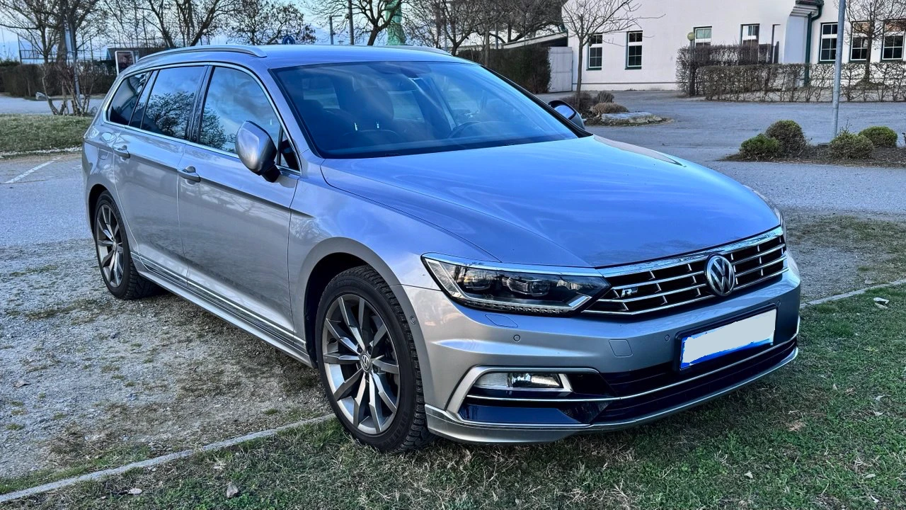 VW Passat 2.0 TDI - R-Line, снимка 5 - Автомобили и джипове - 53759583