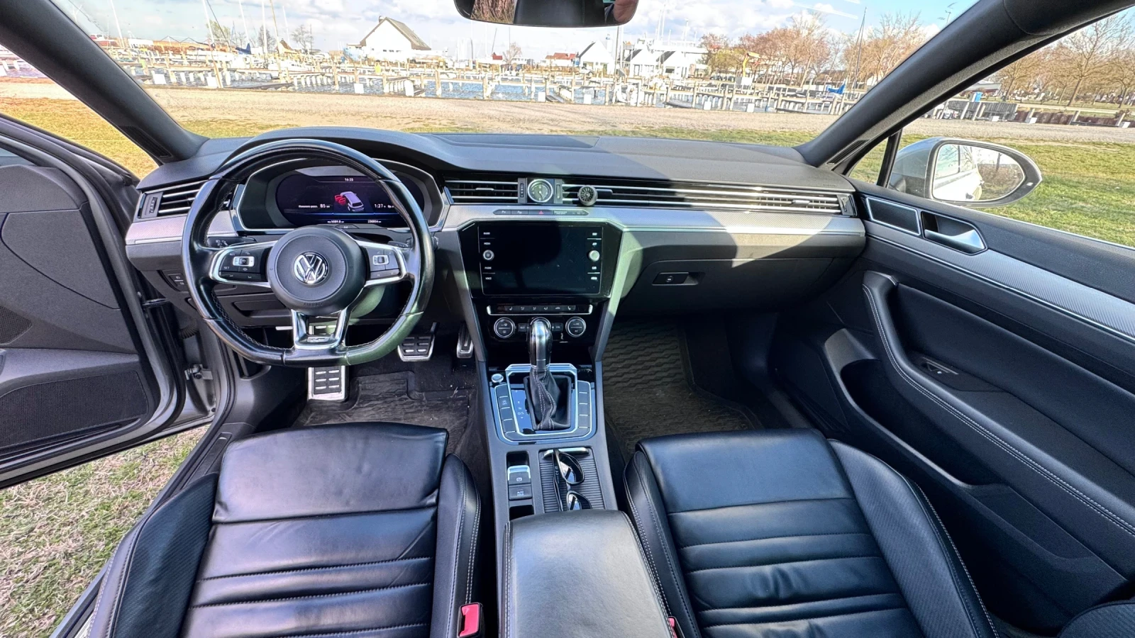 VW Passat 2.0 TDI, снимка 5 - Автомобили и джипове - 53759583