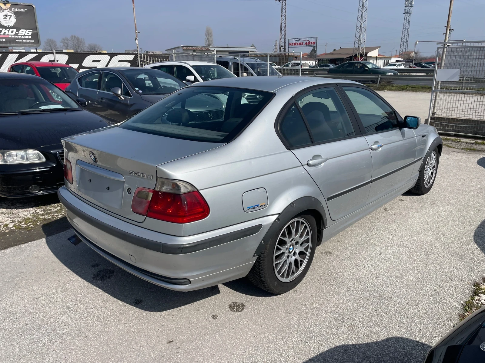 BMW 320 d Navi Top, снимка 4 - Автомобили и джипове - 53832303
