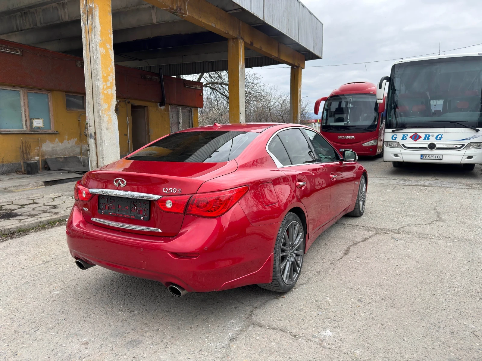 Infiniti Q50 Red Sport, снимка 7 - Автомобили и джипове - 53918233