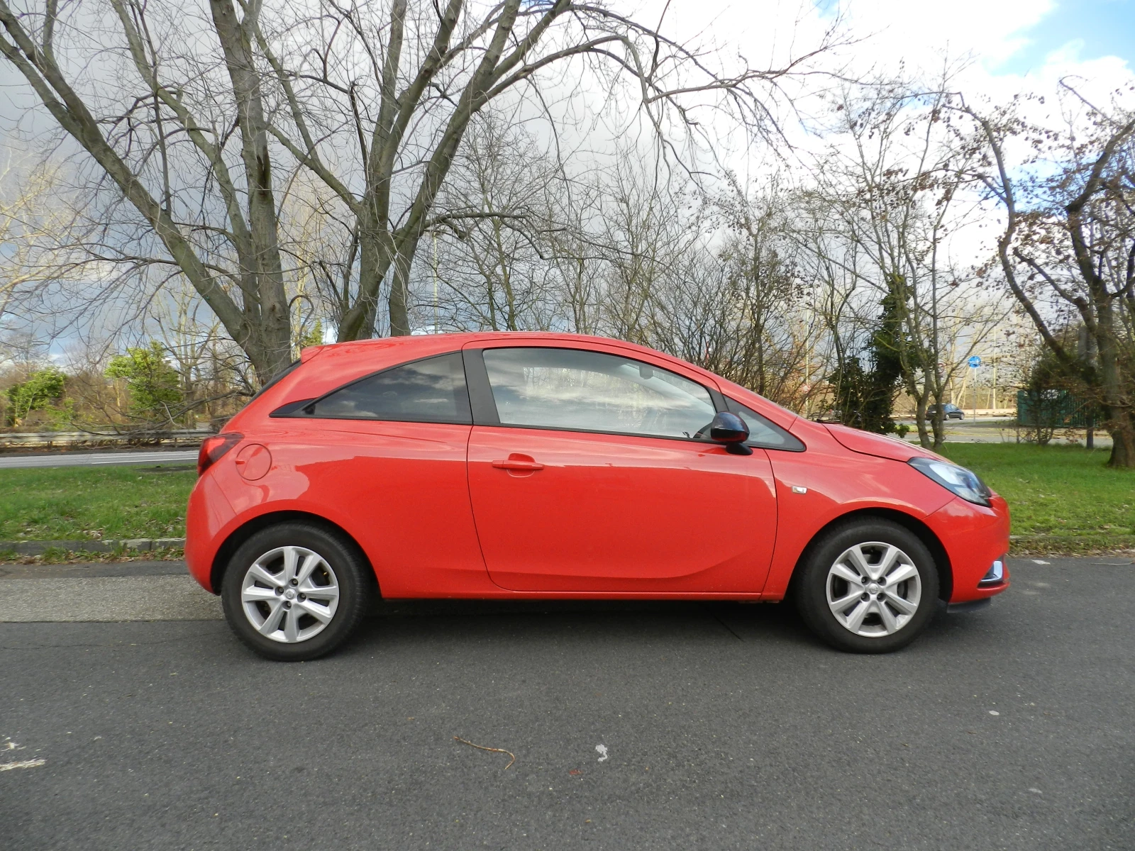 Opel Corsa E-series, снимка 5 - Автомобили и джипове - 53978926