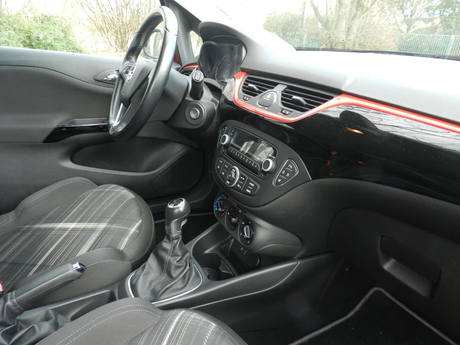 Opel Corsa E-series, снимка 13 - Автомобили и джипове - 53978926