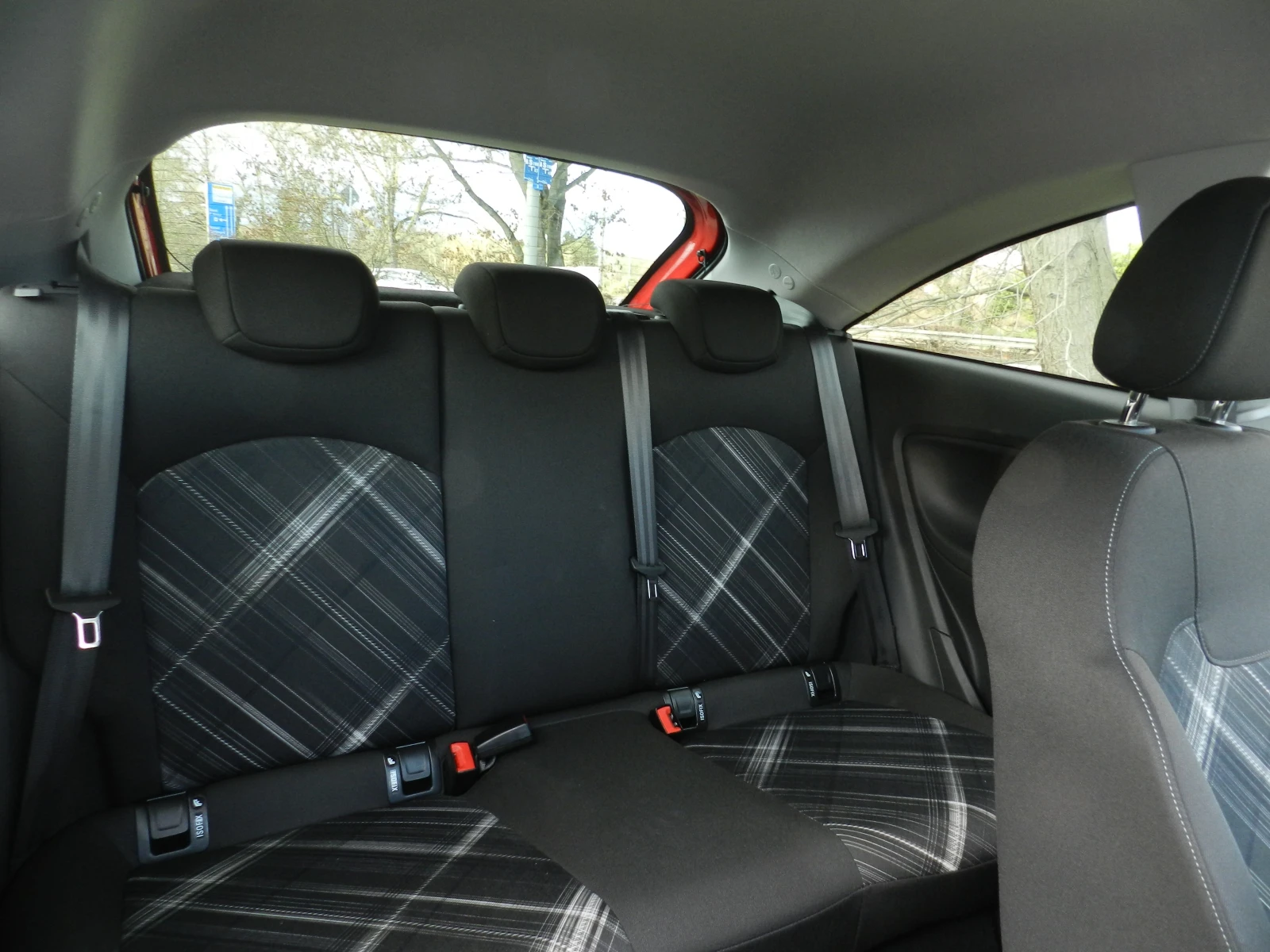 Opel Corsa E-series, снимка 15 - Автомобили и джипове - 53978926