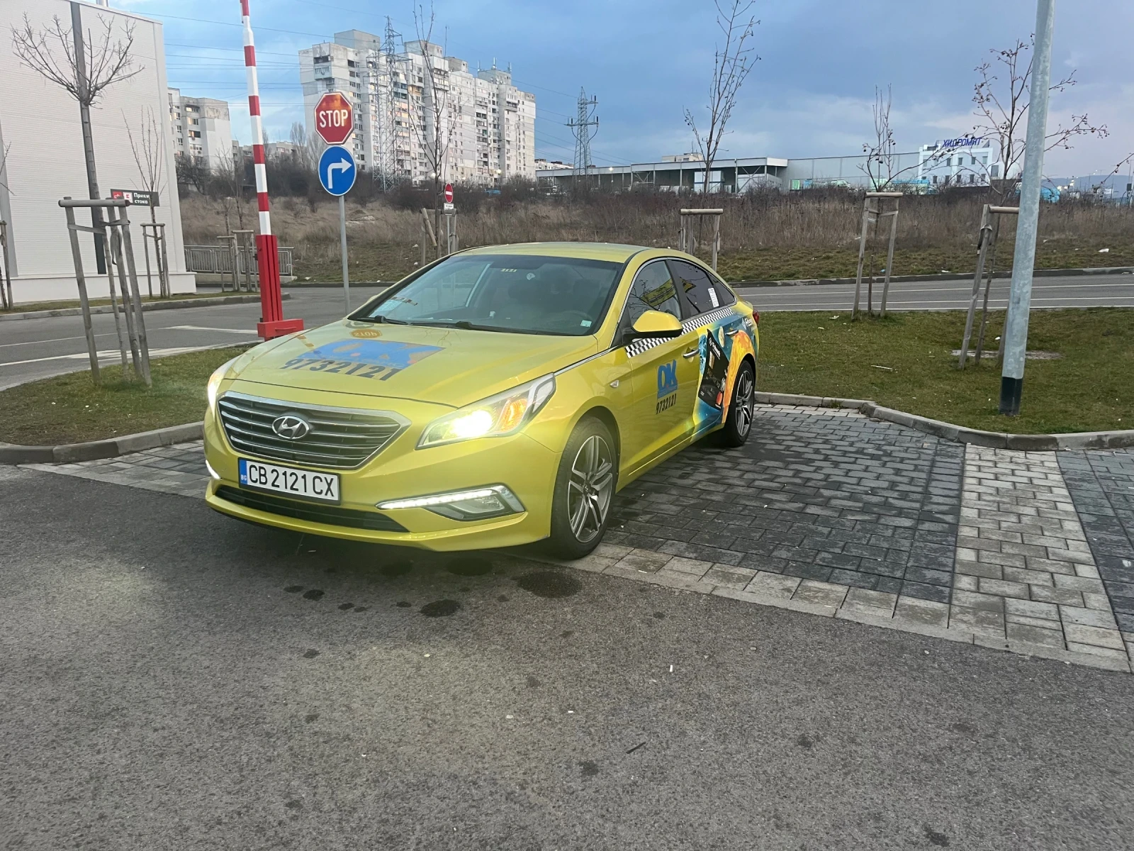 Hyundai Sonata, снимка 4 - Автомобили и джипове - 54324310
