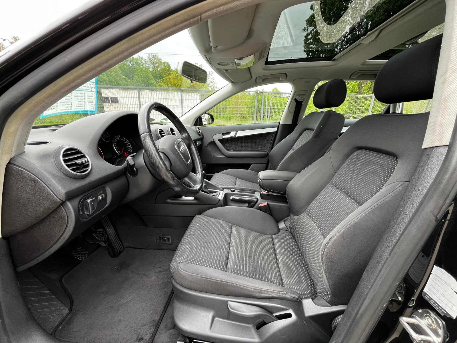 Audi A3 Sportback 2.0TDI, снимка 9 - Автомобили и джипове - 54358567