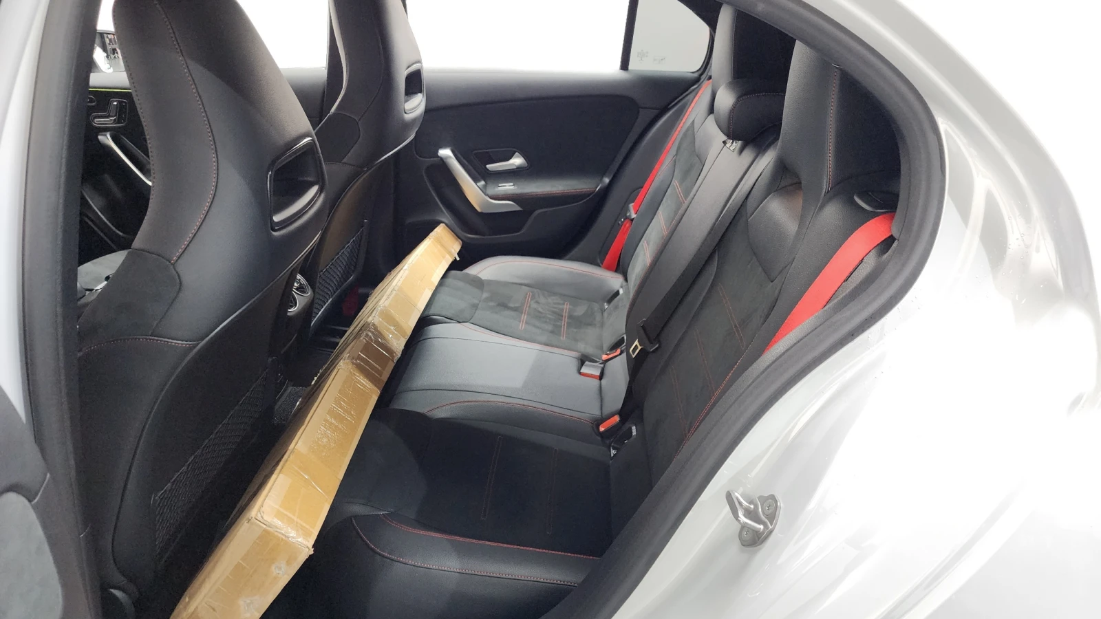 Mercedes-Benz A45 AMG ������| �������| �������| ����� �� ������ | Mobile.bg � ����������� 10