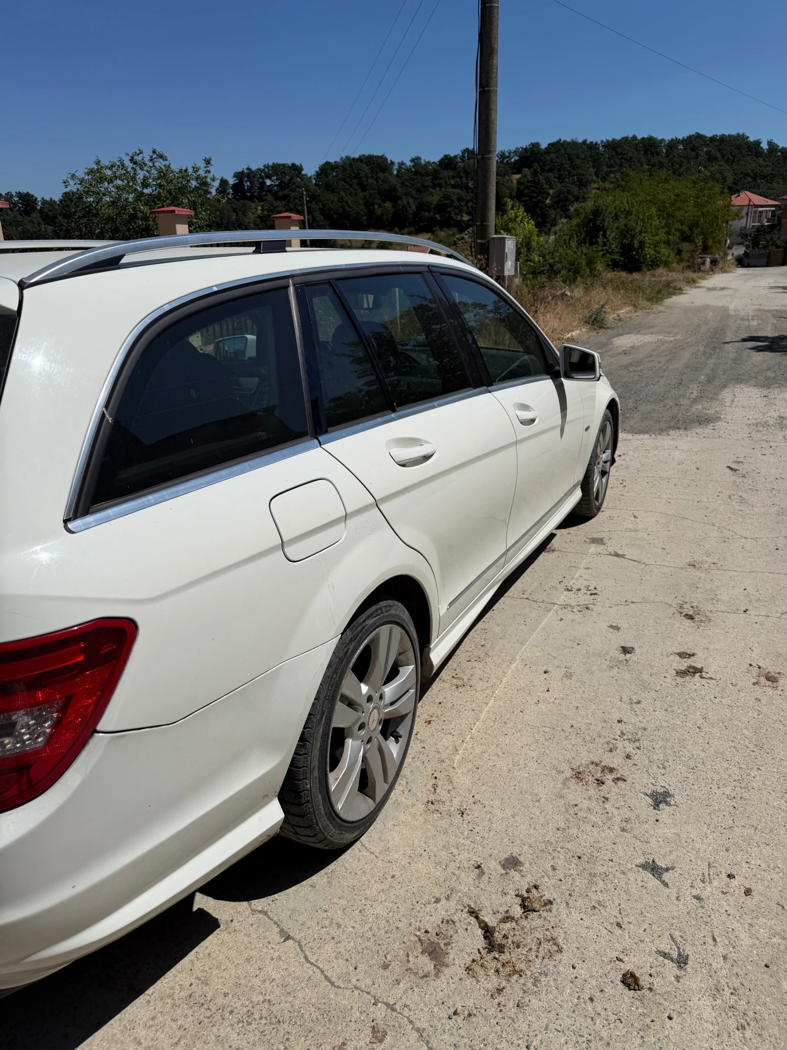 Mercedes-Benz C 220, снимка 5 - Автомобили и джипове - 55499511