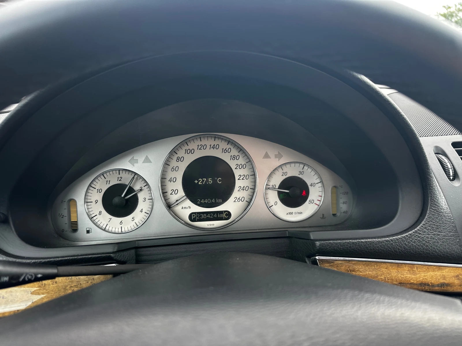 Mercedes-Benz E 220 CDI 170к.с EVO* КАТО НОВА!, снимка 11 - Автомобили и джипове - 54701718