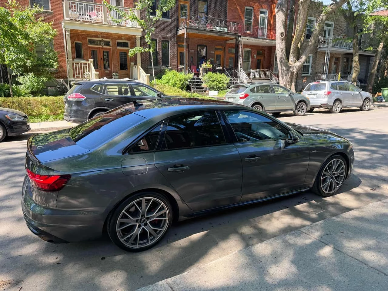 Audi A4 * Technik * CARFAX * БЕЗ ПЪРВОНАЧАЛНА ВНОСКА, снимка 2 - Автомобили и джипове - 54859797