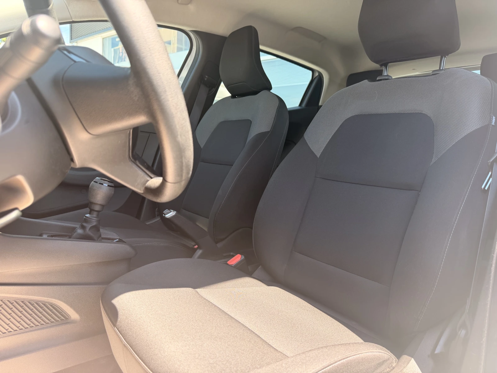 Renault Clio 1000 куб.см / 100 к.с / Еco-G, снимка 15 - Автомобили и джипове - 54960010