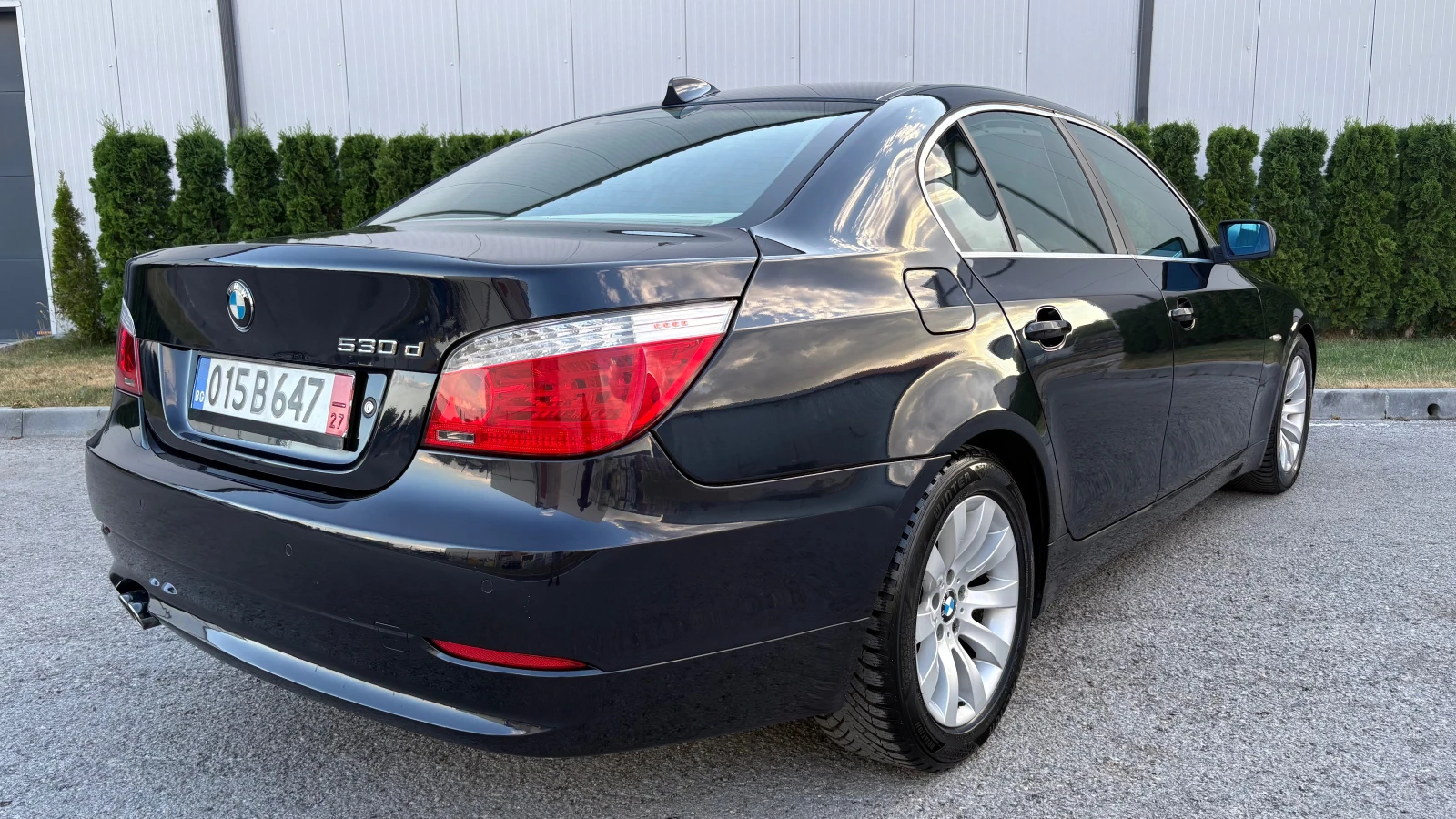 BMW 530 3.0d FACELIFT, снимка 5 - Автомобили и джипове - 55193720