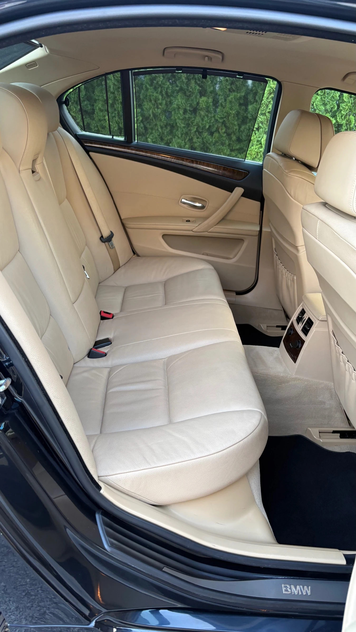 BMW 530 3.0d FACELIFT, снимка 16 - Автомобили и джипове - 55193720