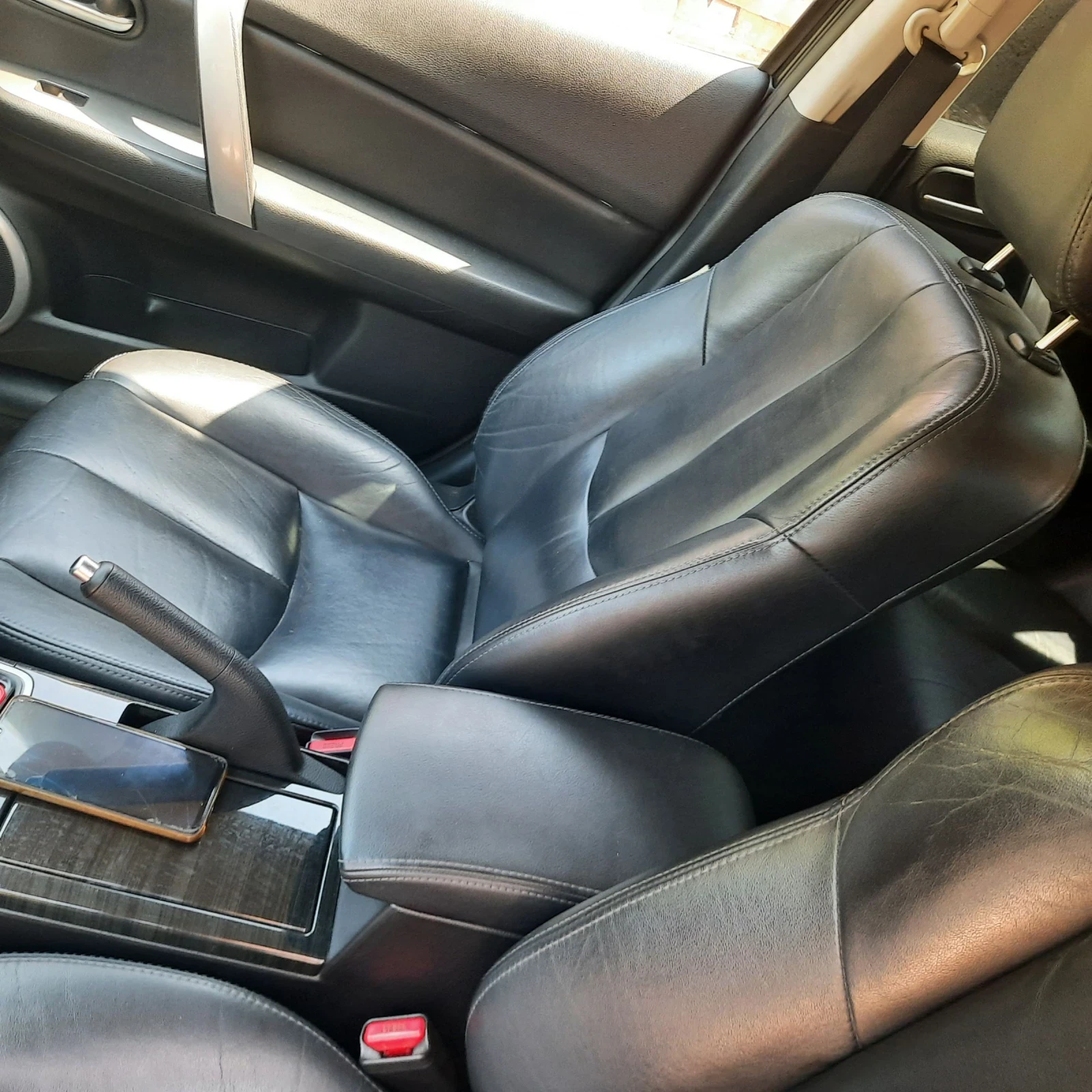 Mazda 6 2.2, снимка 3 - Автомобили и джипове - 55646127