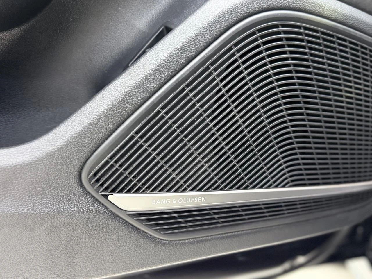 Audi S5 MATRIX* BANG* OLUFSEN* МАСАЖ* 360КАМЕРА* , снимка 14 - Автомобили и джипове - 55786443