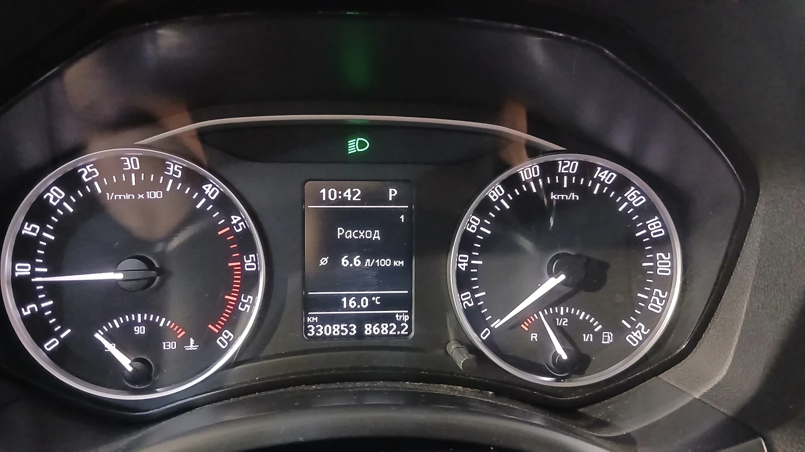 Skoda Octavia 2.0TDI 16V 140 к.с L&K, снимка 8 - Автомобили и джипове - 56180882
