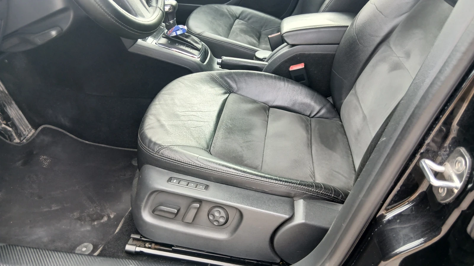 Skoda Octavia 2.0TDI 16V 140 к.с L&K, снимка 13 - Автомобили и джипове - 56180882