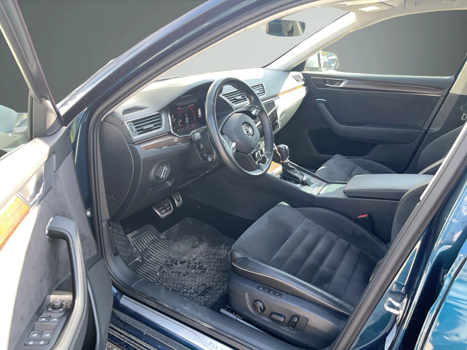 Skoda Superb 2, 0 TDI 7DSG 4X4 | Mobile.bg � ����������� 9