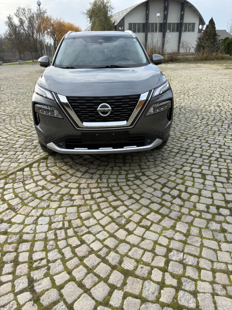 Nissan Rogue X-TRAIL  2.5L PLATINUM 4X4 FULL 44000km !!!, снимка 2 - Автомобили и джипове - 52585372