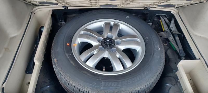 Hyundai Tucson 2.0 crdi-на части, снимка 11 - Автомобили и джипове - 41988711