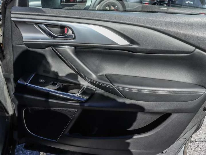 Mazda CX-9 TURBO | AWD | LEATHER | CARPLAY | 7 PASS | BOSE, снимка 15 - Автомобили и джипове - 53521726