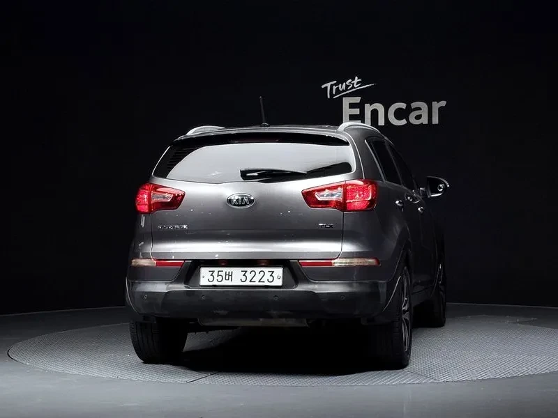 Kia Sportage R 2WD PREMIUM, снимка 4 - Автомобили и джипове - 55789112