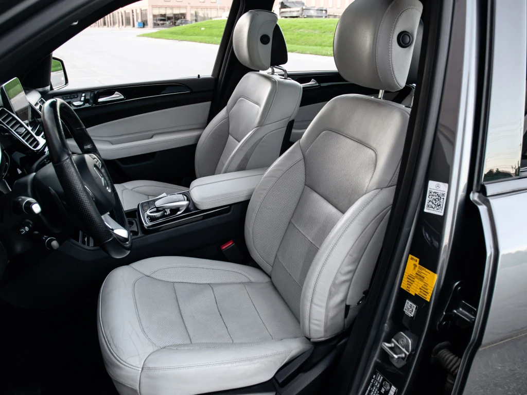 Mercedes-Benz GLE 400 AMG PKG / NIGHT PKG / PANO - изображение 7