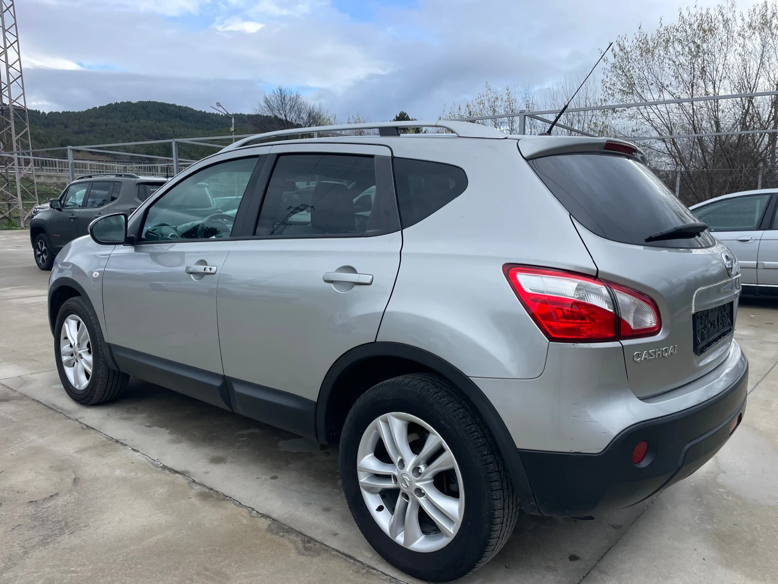 Nissan Qashqai 4x4/Navi/Camera/Podgrev/ServizniDok./FULLFULL | Mobile.bg   6