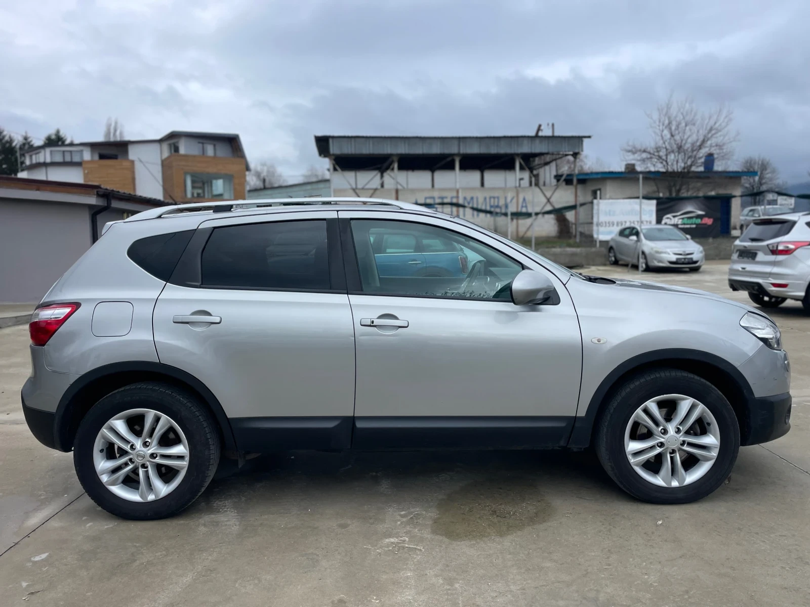 Nissan Qashqai 4x4/Navi/Camera/Podgrev/ServizniDok./FULLFULL | Mobile.bg   4