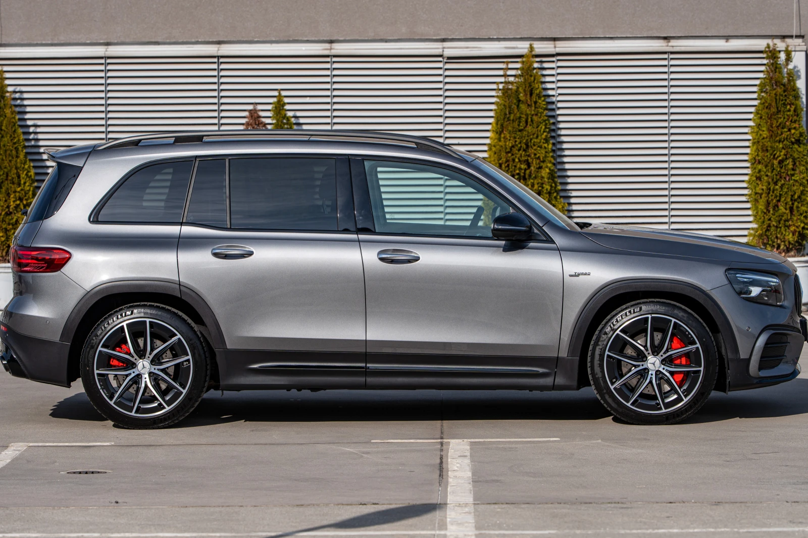 Mercedes-Benz GLB 35 AMG, снимка 6 - Автомобили и джипове - 53991146