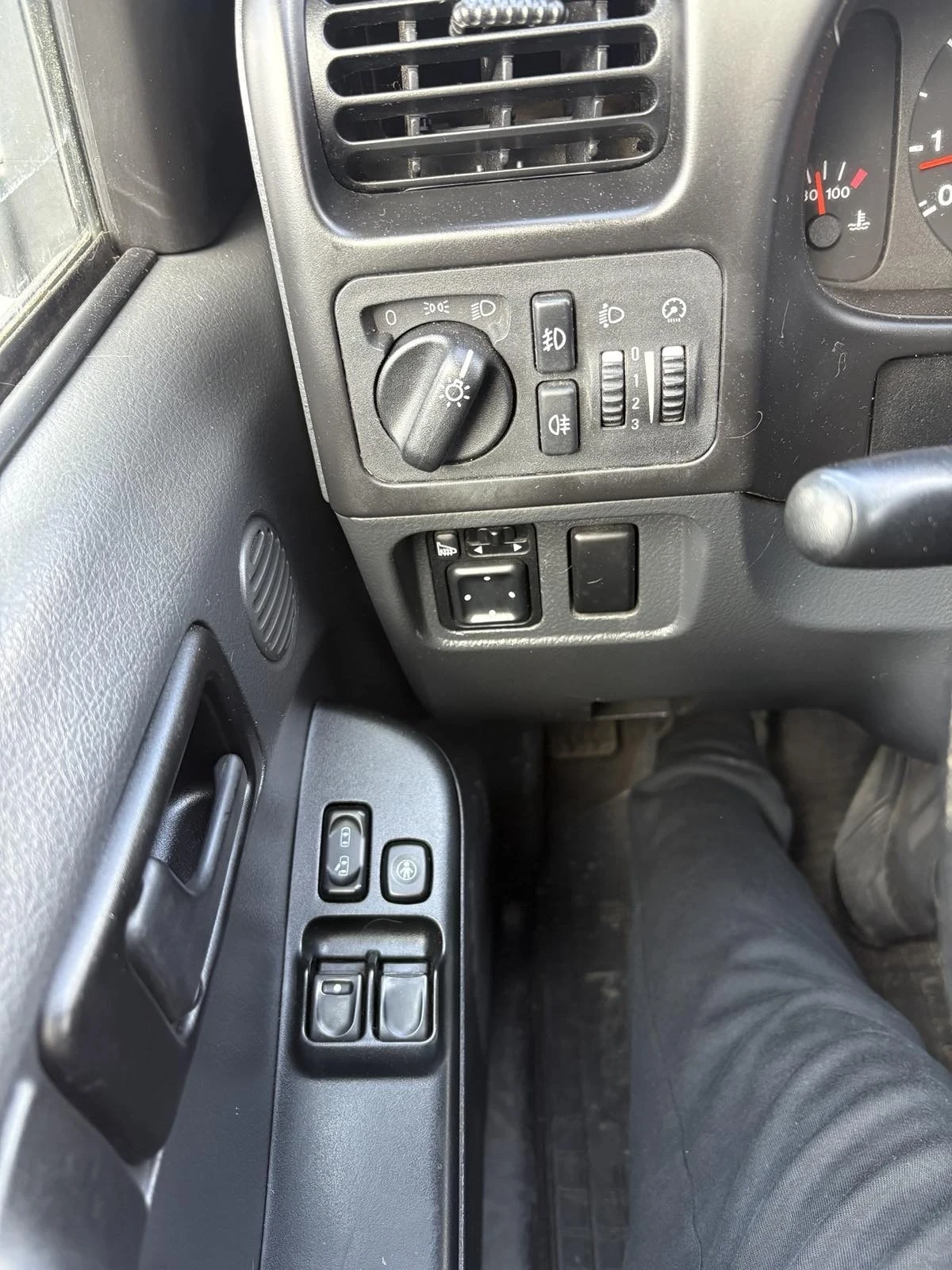 Opel Frontera, снимка 12 - Автомобили и джипове - 54126398