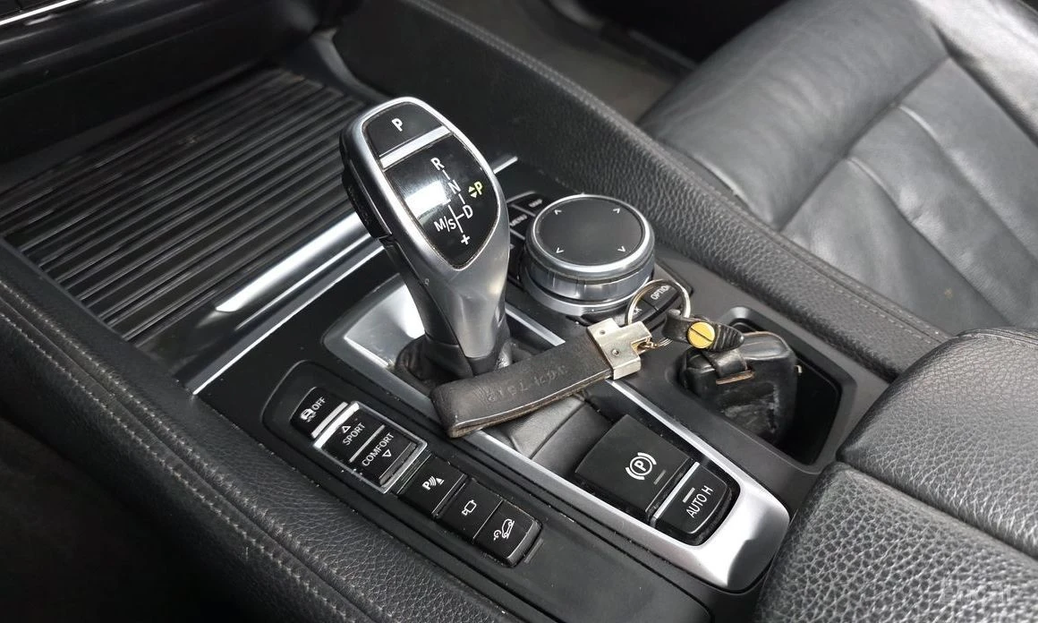 BMW X6, снимка 9 - Автомобили и джипове - 54218891