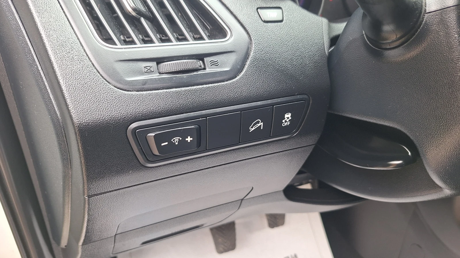 Hyundai IX35 1.7CRDI, снимка 17 - Автомобили и джипове - 54487118