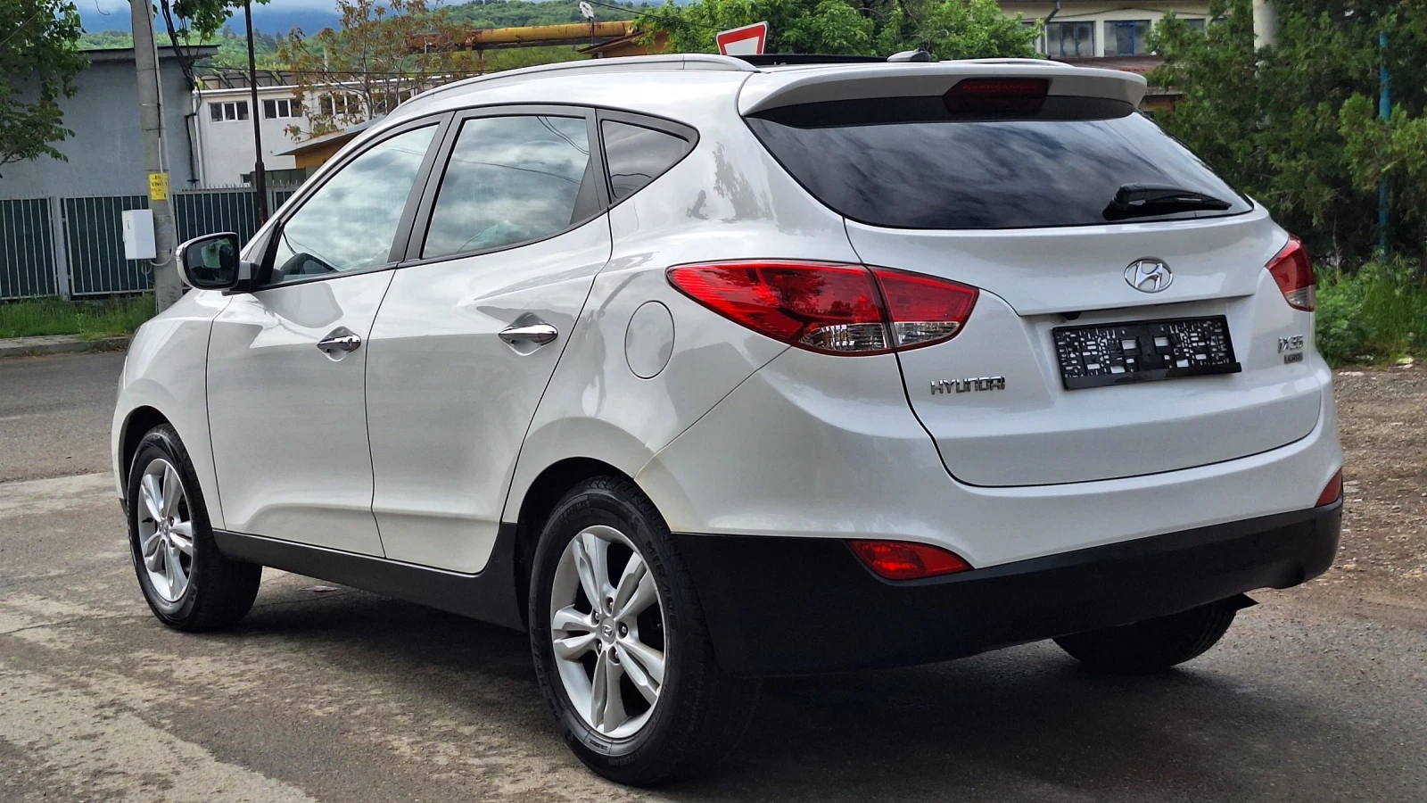 Hyundai IX35 1.7CRDI, снимка 6 - Автомобили и джипове - 54487118