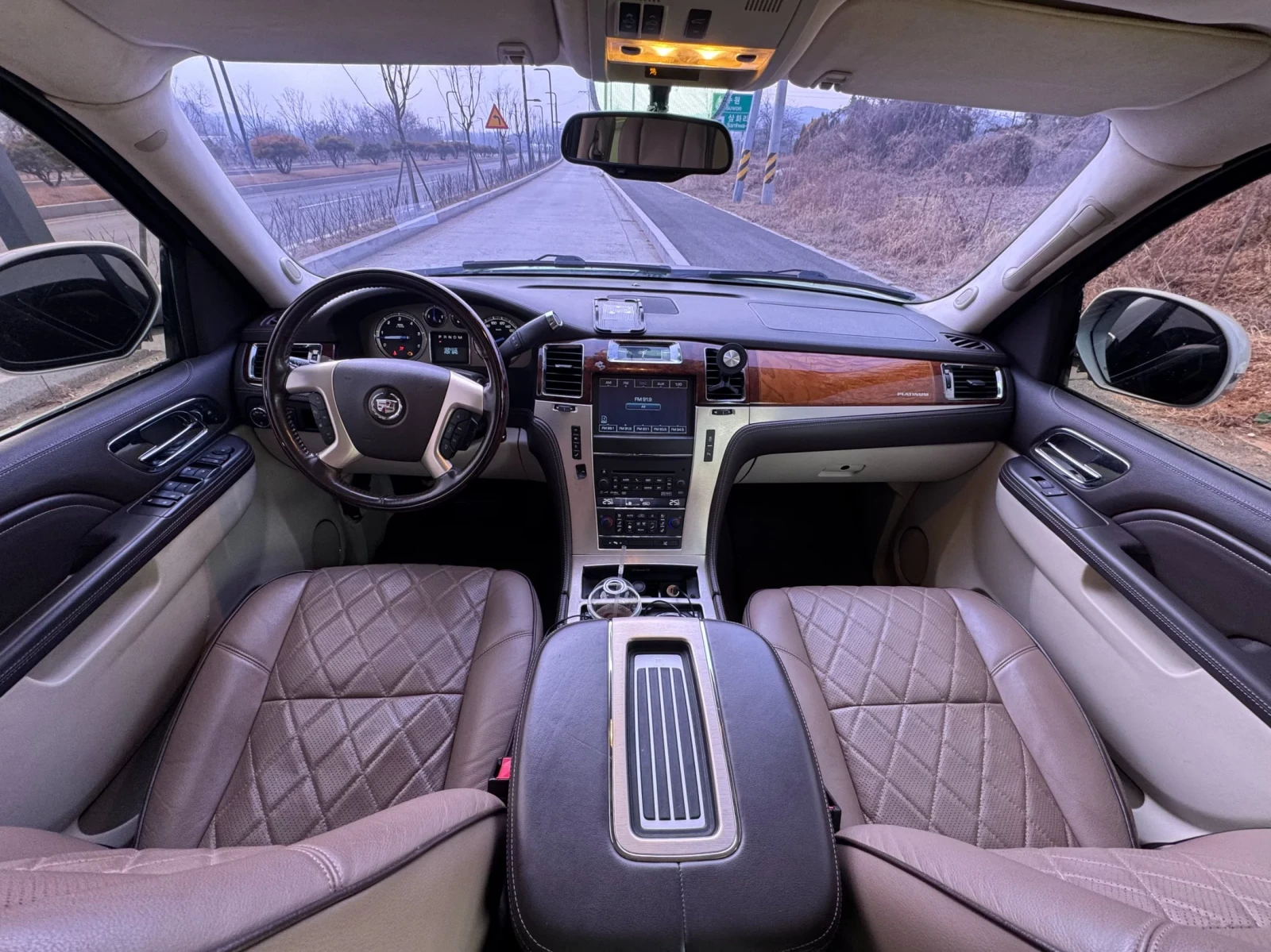 Cadillac Escalade 6.2 ESV, снимка 6 - Автомобили и джипове - 54666051