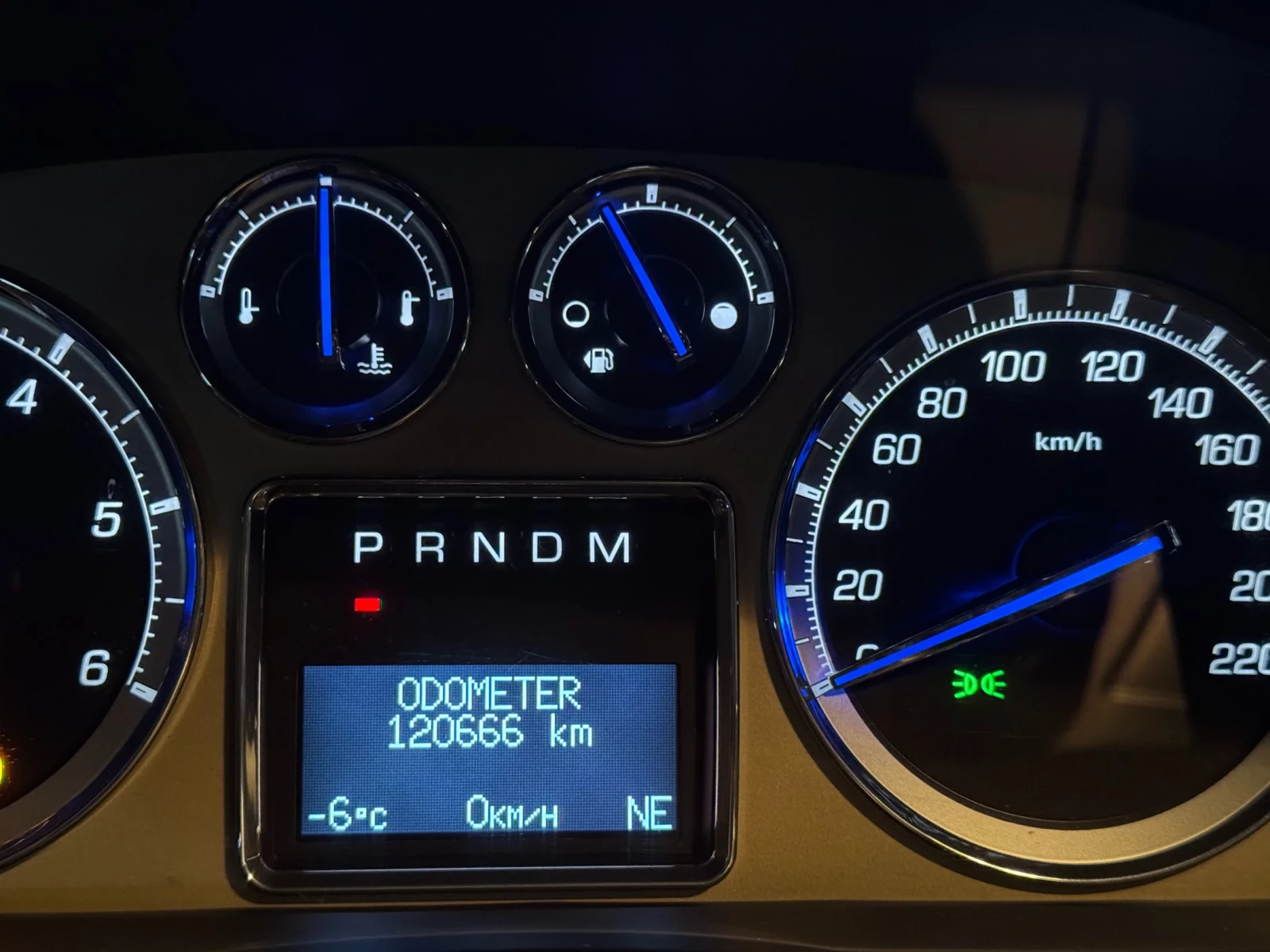 Cadillac Escalade 6.2 ESV, снимка 9 - Автомобили и джипове - 54666051