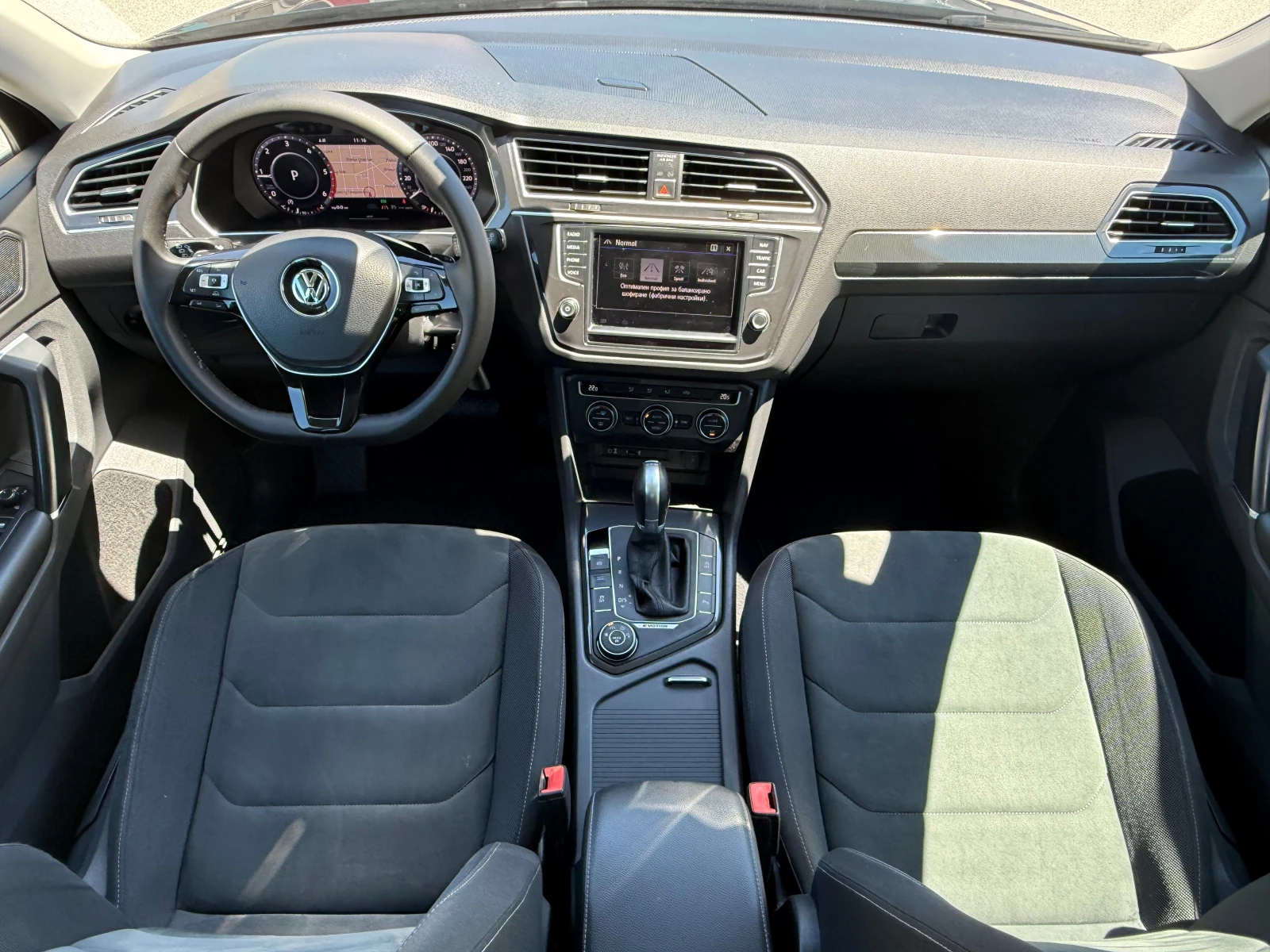 VW Tiguan 2.0TDI 4-MOTION DSG FULL !!! 100% РЕАЛНИ КИЛОМЕТРИ, снимка 11 - Автомобили и джипове - 54911074