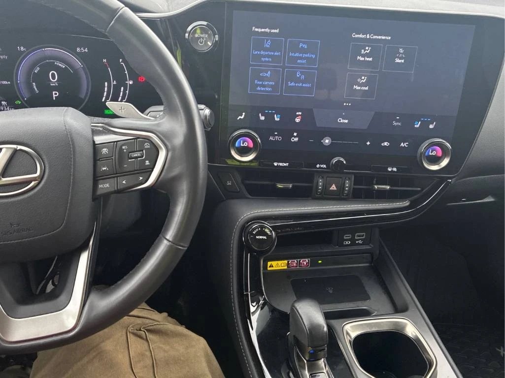 Lexus NX 350 Luxury * CARFAX* ОПЦИЯ ЗА ФИНАНСИРАНЕ* , снимка 9 - Автомобили и джипове - 55176687
