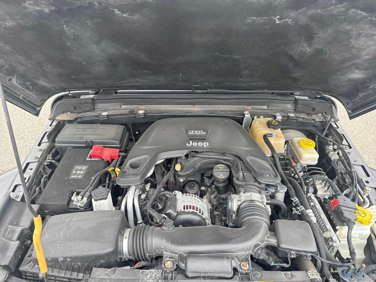 Jeep Wrangler * Sahara * CARFAX * ОПЦИЯ ЗА ФИНАНСИРАНЕ, снимка 13 - Автомобили и джипове - 55326814