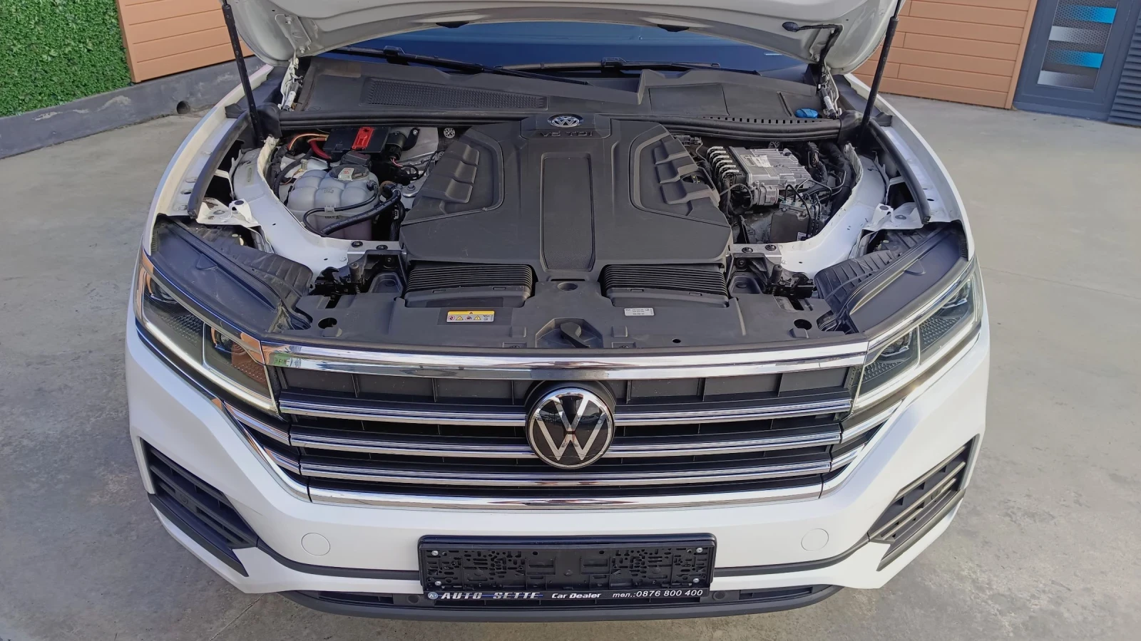VW Touareg 3.0TDI/4-motion/NAVI/DISTRONIC/Камера, снимка 17 - Автомобили и джипове - 55400999